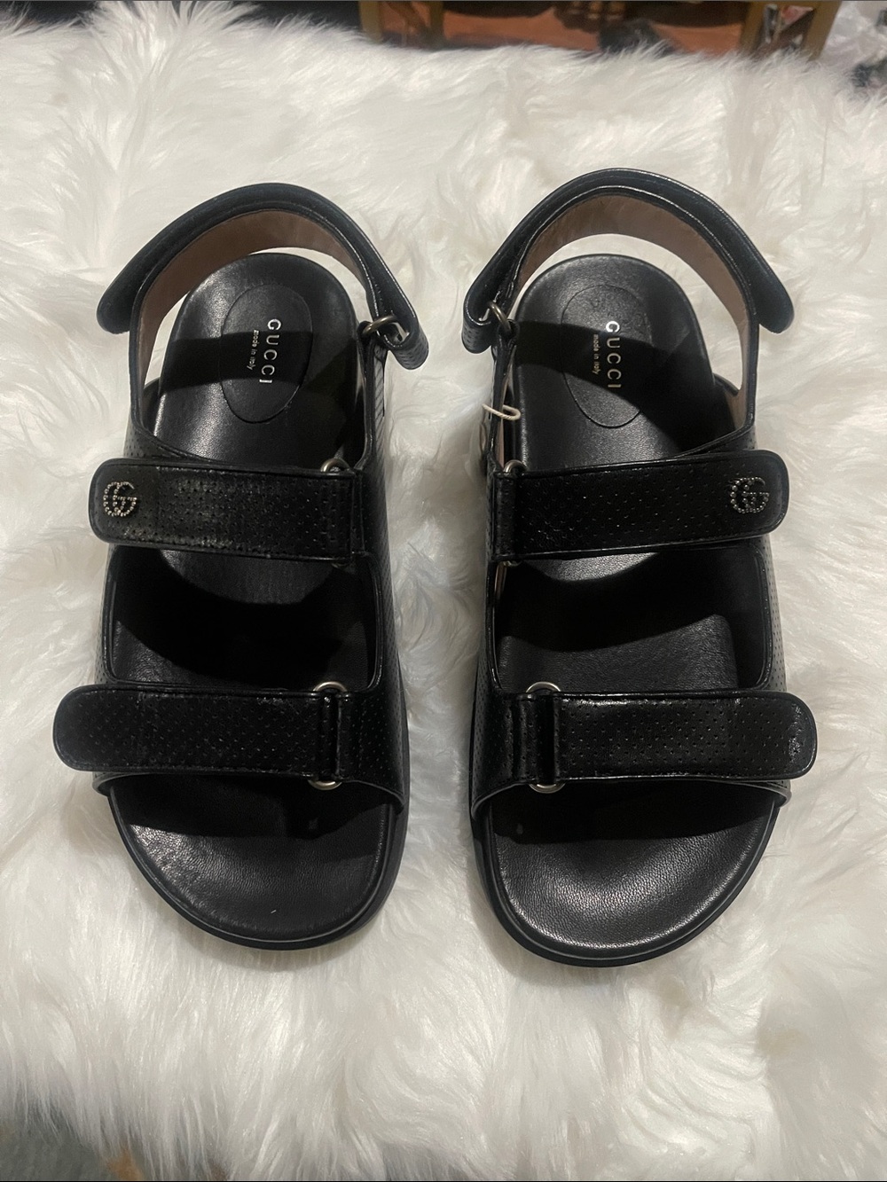 Gucci Men’s Black Leather Double-Strap Velcro Sandals